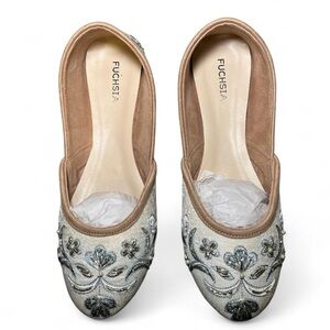 FUCHSIA Women's Elegant Silver and Tan Loafers